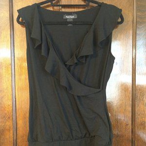 Sleevelss Ruffled Wrap Top